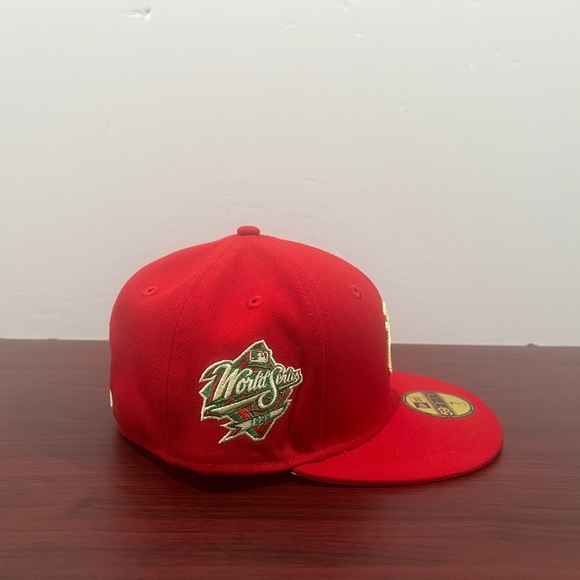 New Era, 59Fifty Fitted Hat, New York Yankees, Red & Yellow - Picture 3 of 10